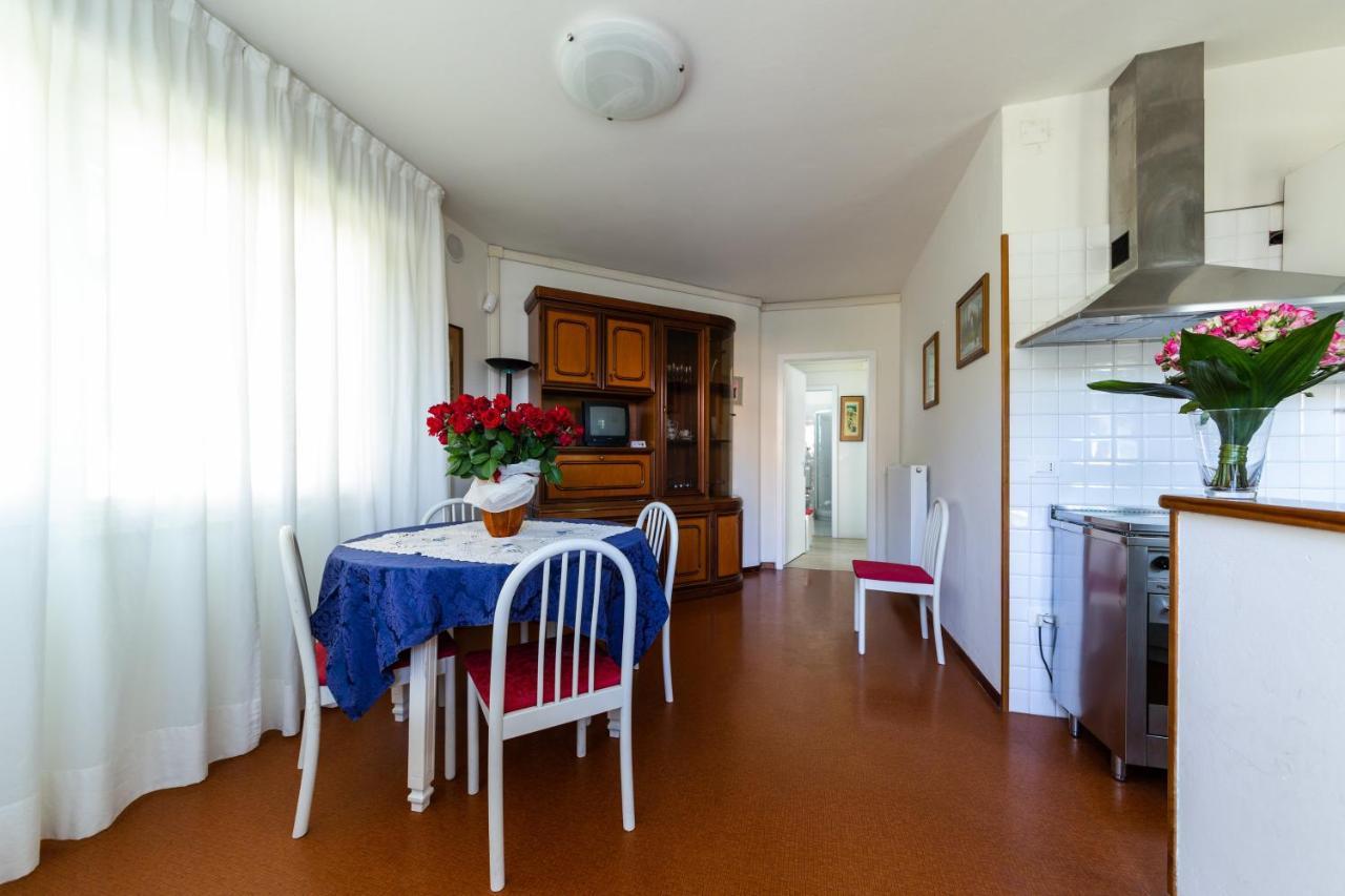 Villa Lucilla Lignano Sabbiadoro Exterior photo